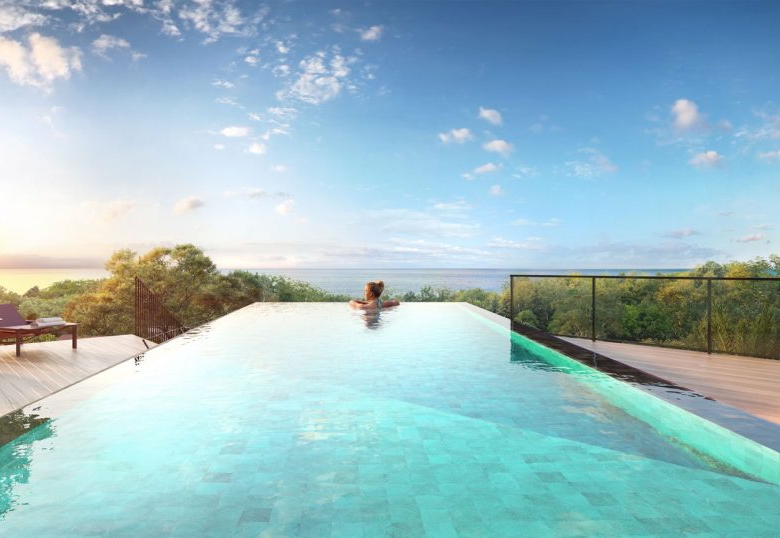 Oceanfront Villa in Ribeira de Ilhas with premium surf coast location